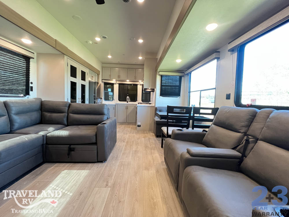 2027 Jayco Jay Flight Bungalow 404LOFT - Image 4
