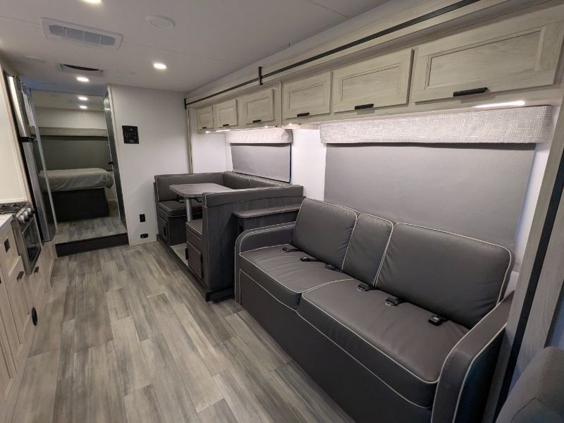 2024 Forest River Sunseeker 3010DS - Image 8