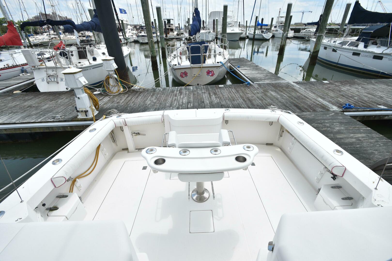 2001 Cabo 35 Express - Image 37