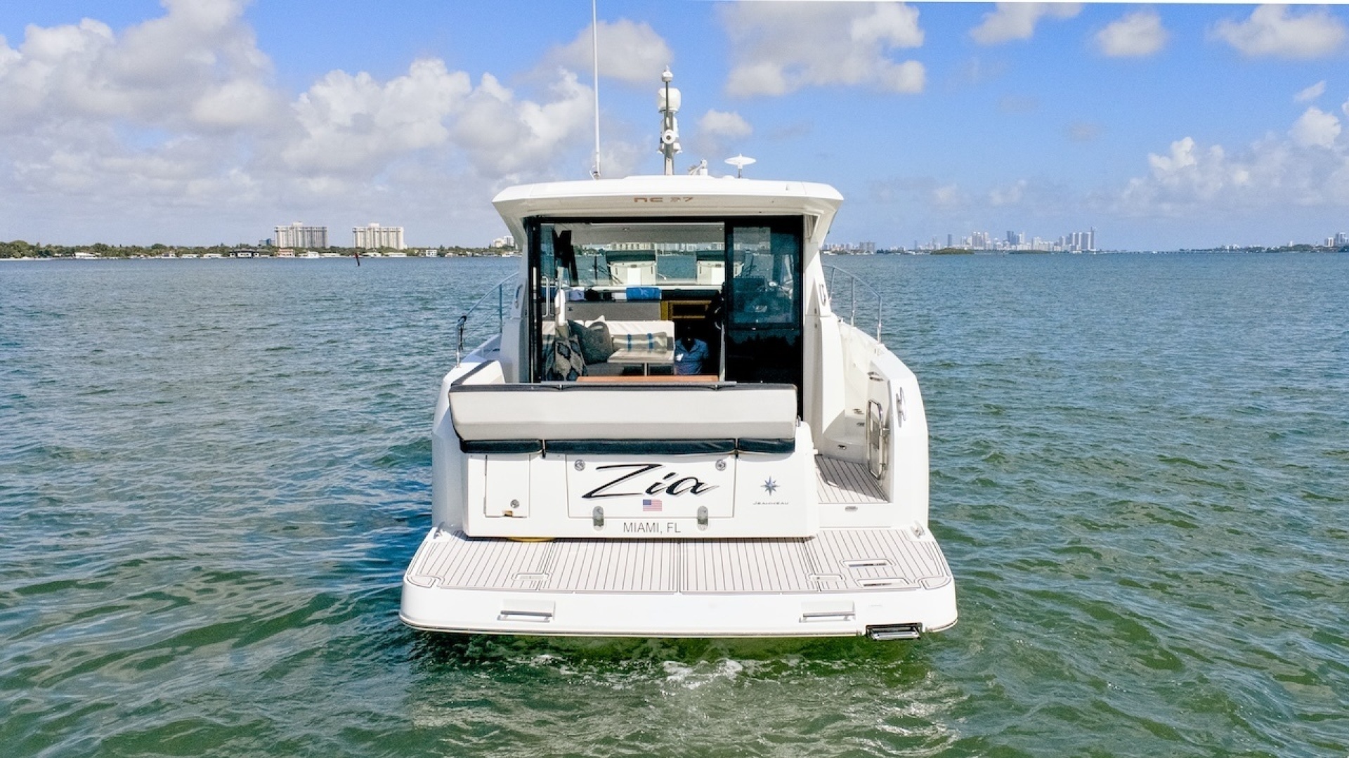2020 Jeanneau NC37 - Image 4