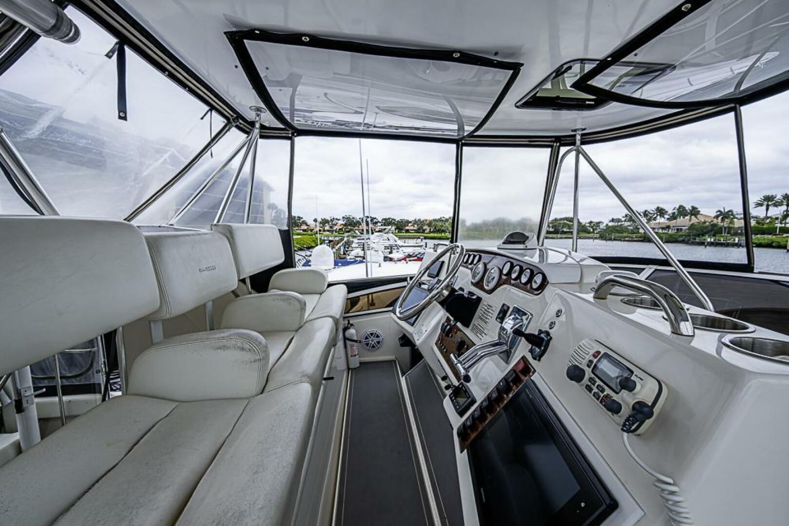 2000 Silverton 442 Cockpit Motoryacht - Image 9
