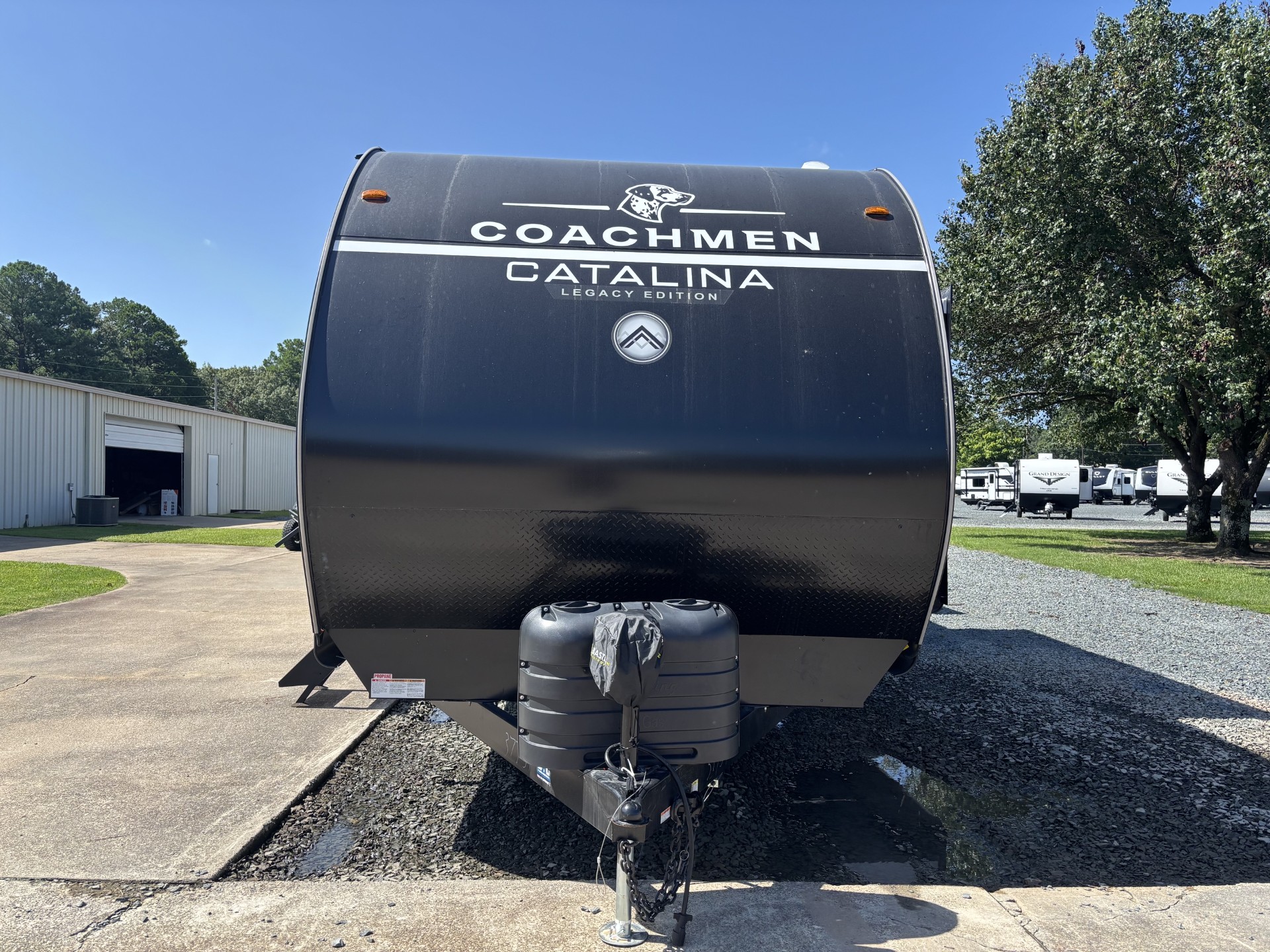 2027 Coachmen Catalina Legacy Edition 333DBDSCK - Image 3