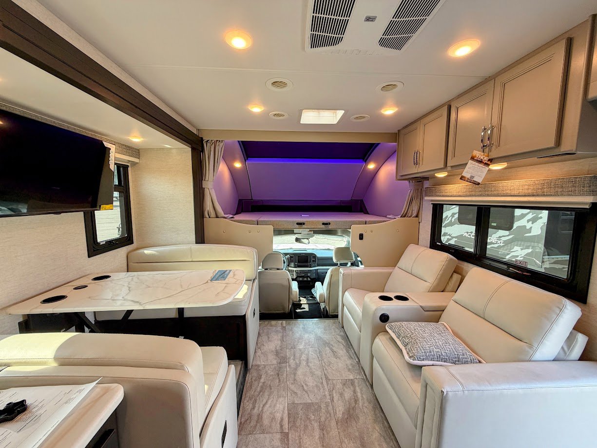 2026 THOR MOTOR COACH MAGNITUDE GRAND X32 - Image 12