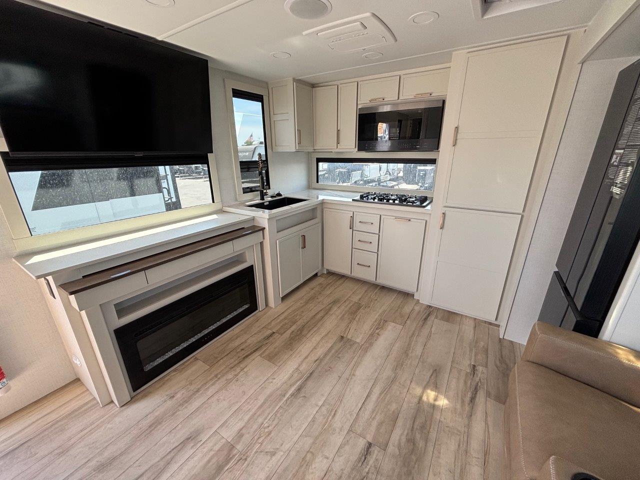 2026 Brinkley RV Model I 275 - Image 4