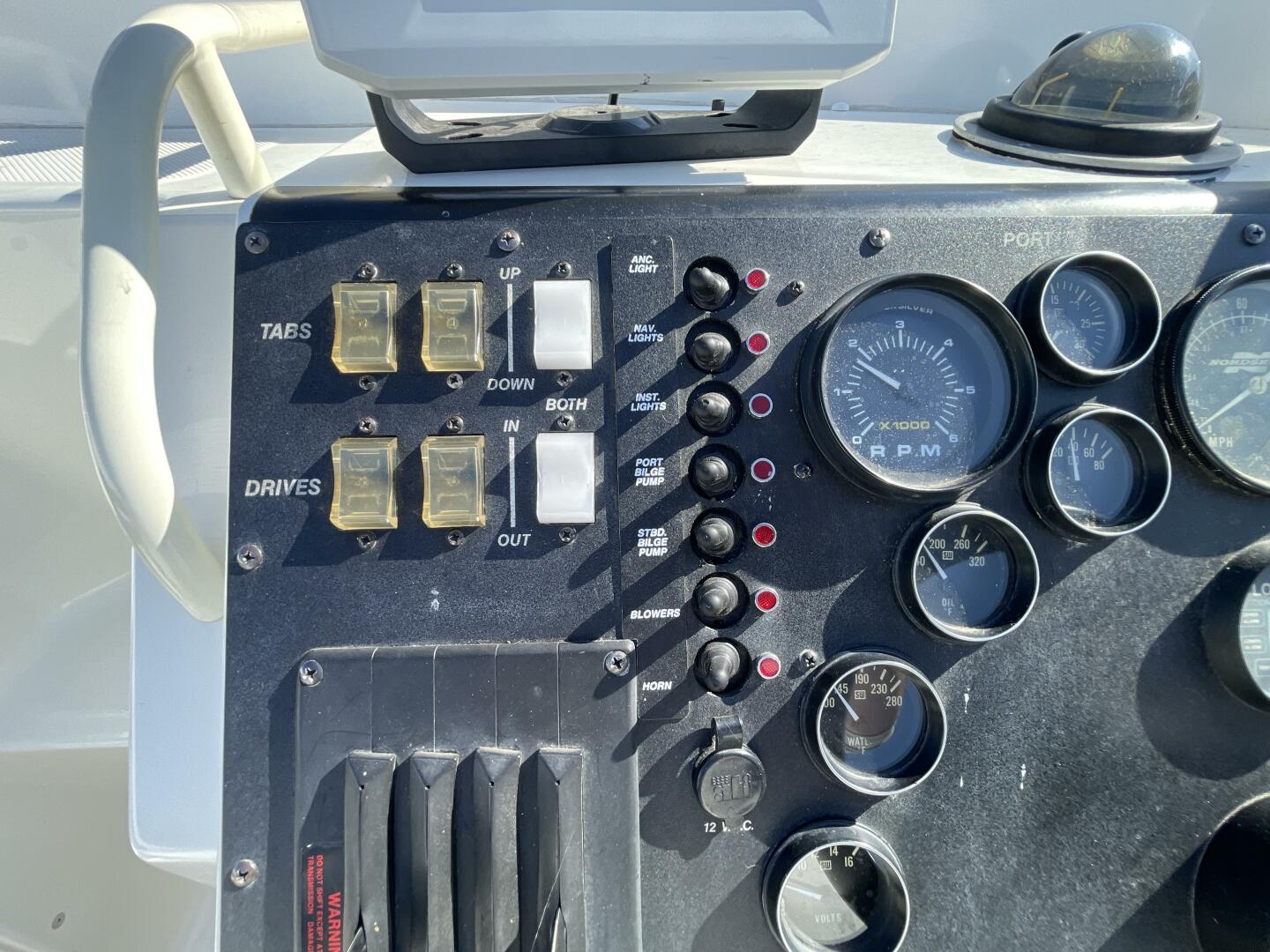 1993 Fountain 38 Sport Cruiser - Image 39