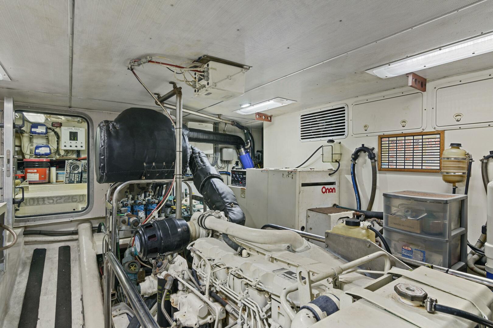 2004 Northern Marine 5700 Expedition - Image 28