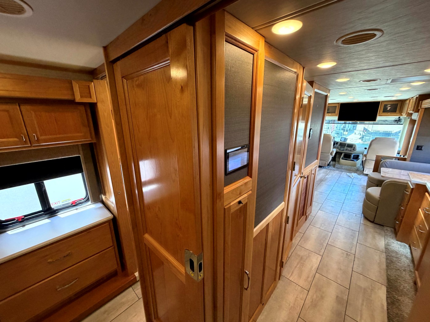 2022 Tiffin Open Road Allegro 34 PA - Image 17