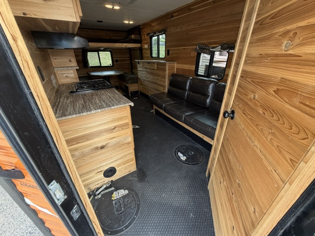 2019 GLACIER A164 - Image 7