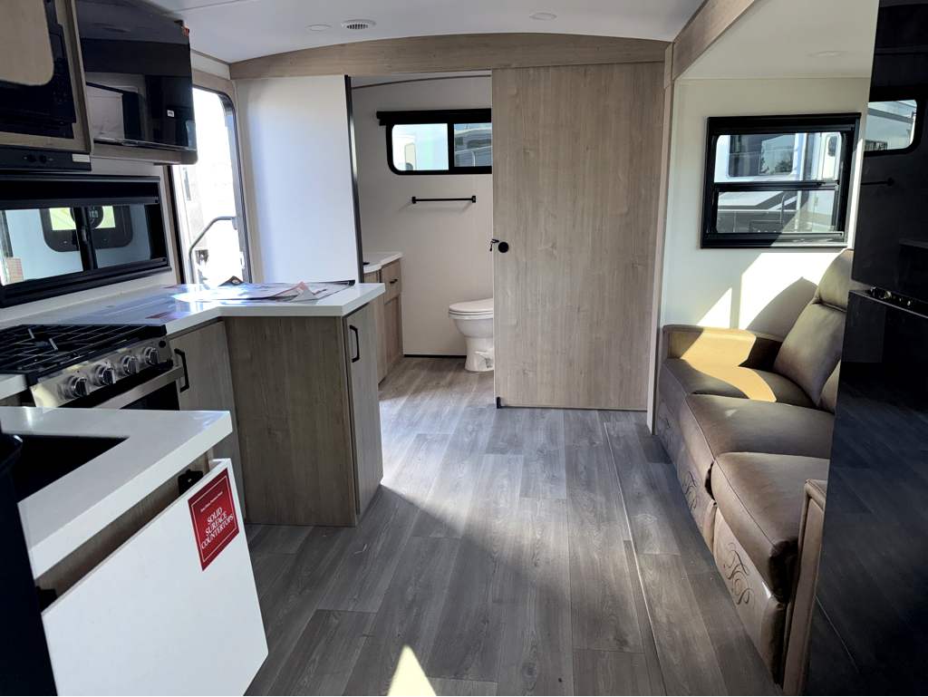 2026 GRAND DESIGN IMAGINE 2300MK - Image 23