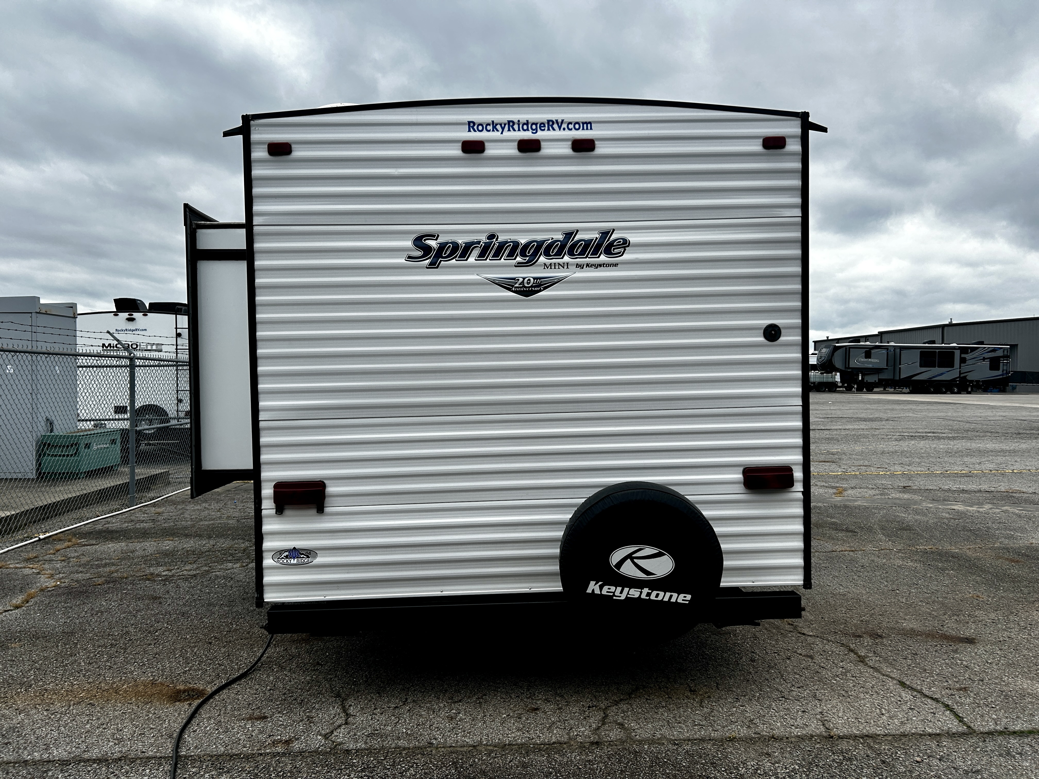 2019 Keystone Springdale Mini 1790FQ - Image 7
