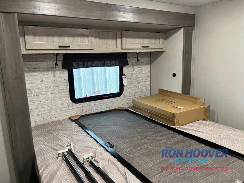 2026 COACHMEN CATALINA 44CONDO - Image 33