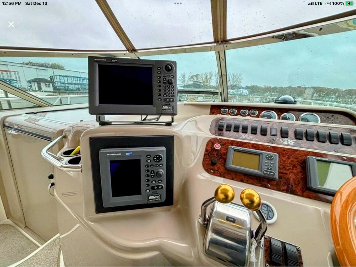 1998 Sea Ray 400 Sundancer - Image 14