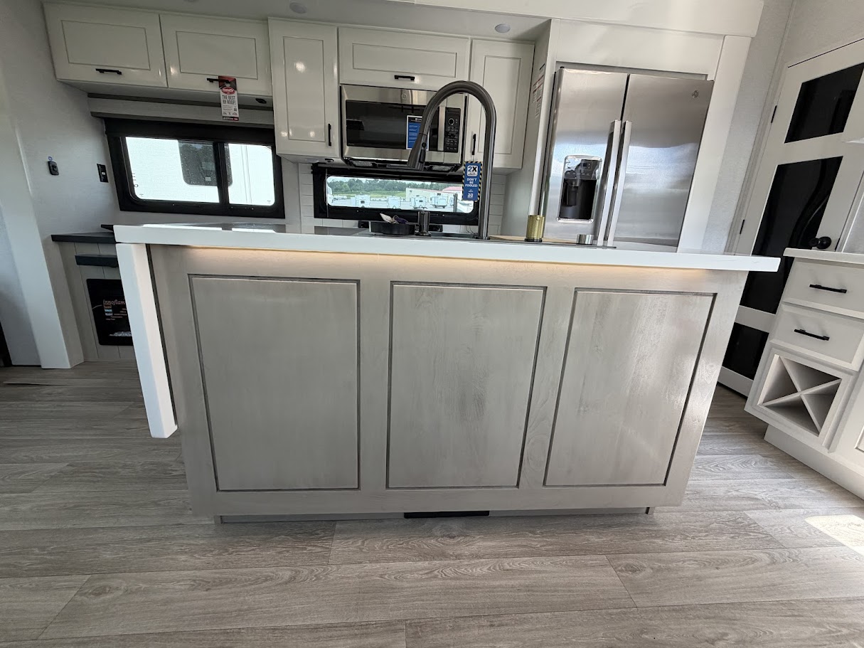 2027 JAYCO PINNACLE 32RLTS - Image 16