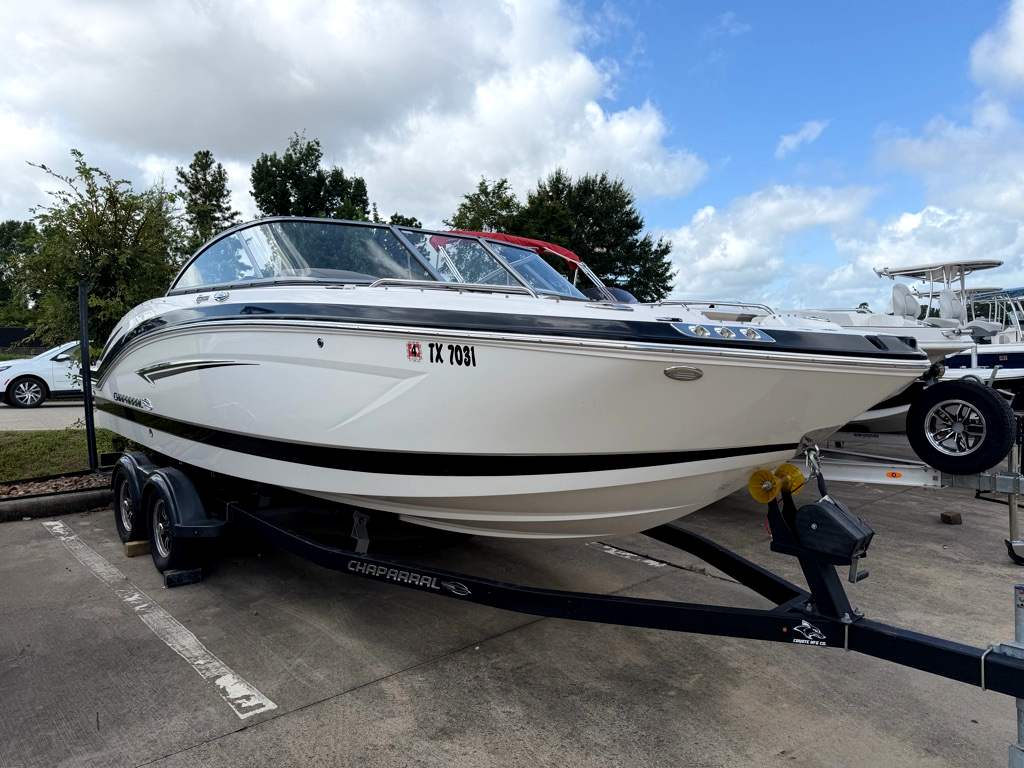 2019 CHAPARRAL 2019 SUNCOAST 230 - Image 3