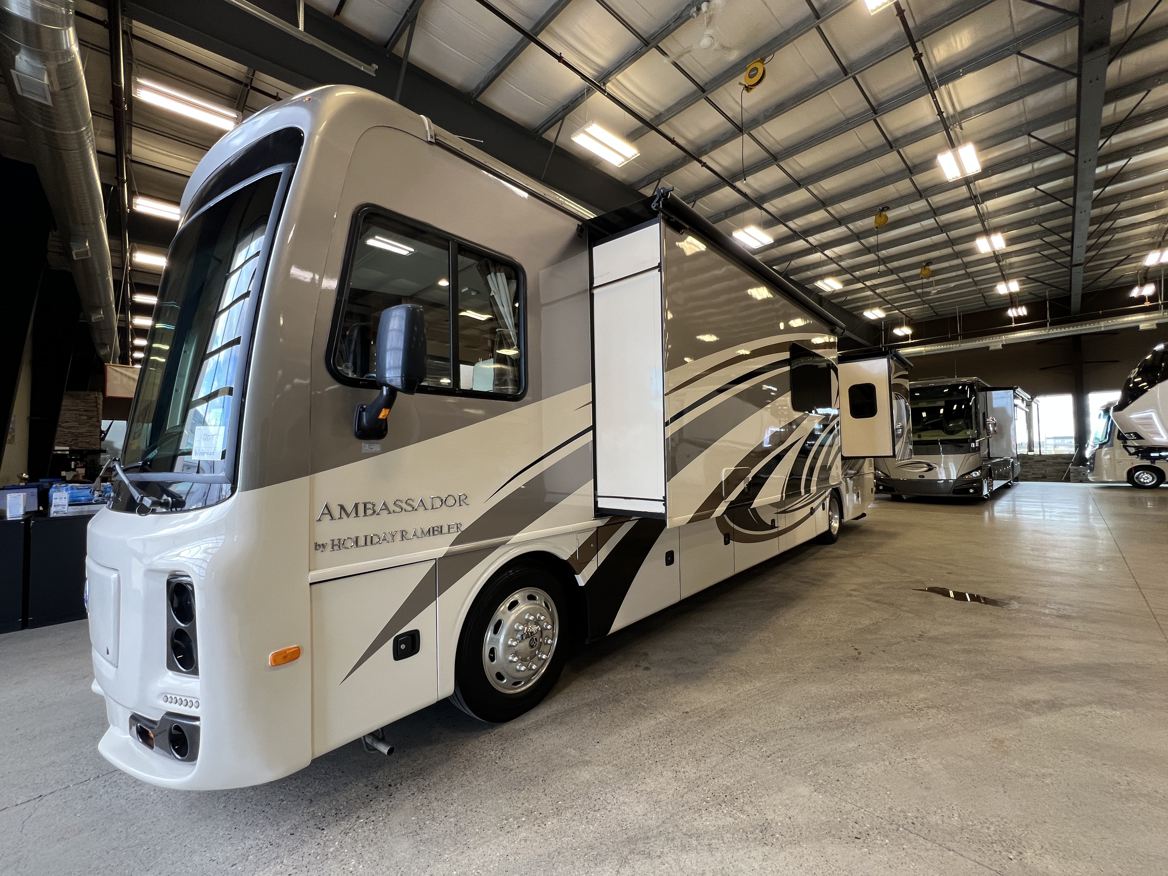 2015 Holiday Rambler Ambassador 38FST - Image 5