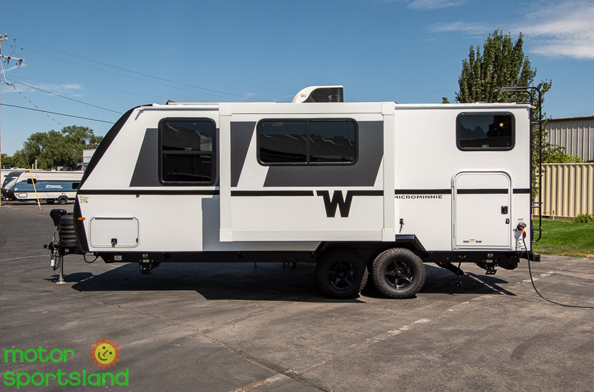 2027 Winnebago Micro Minnie 2200MBH - Image 6