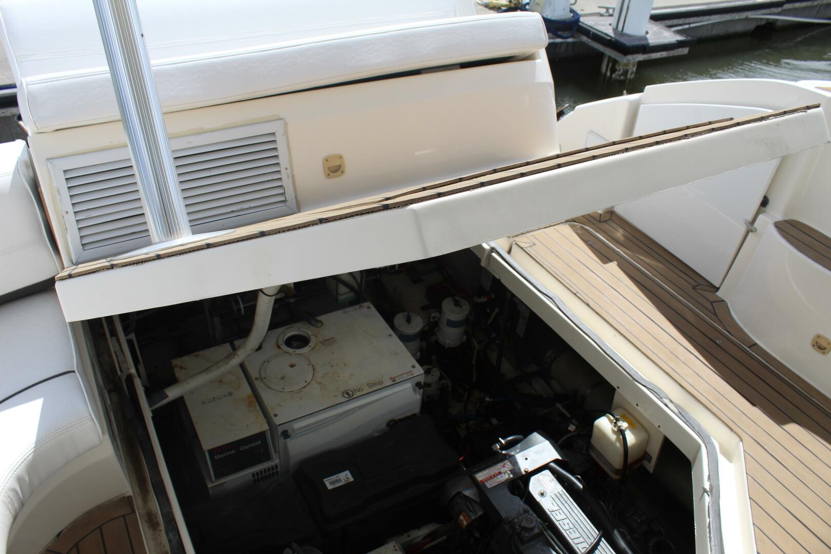 2007 Cruisers Yachts 420 Express - Image 37