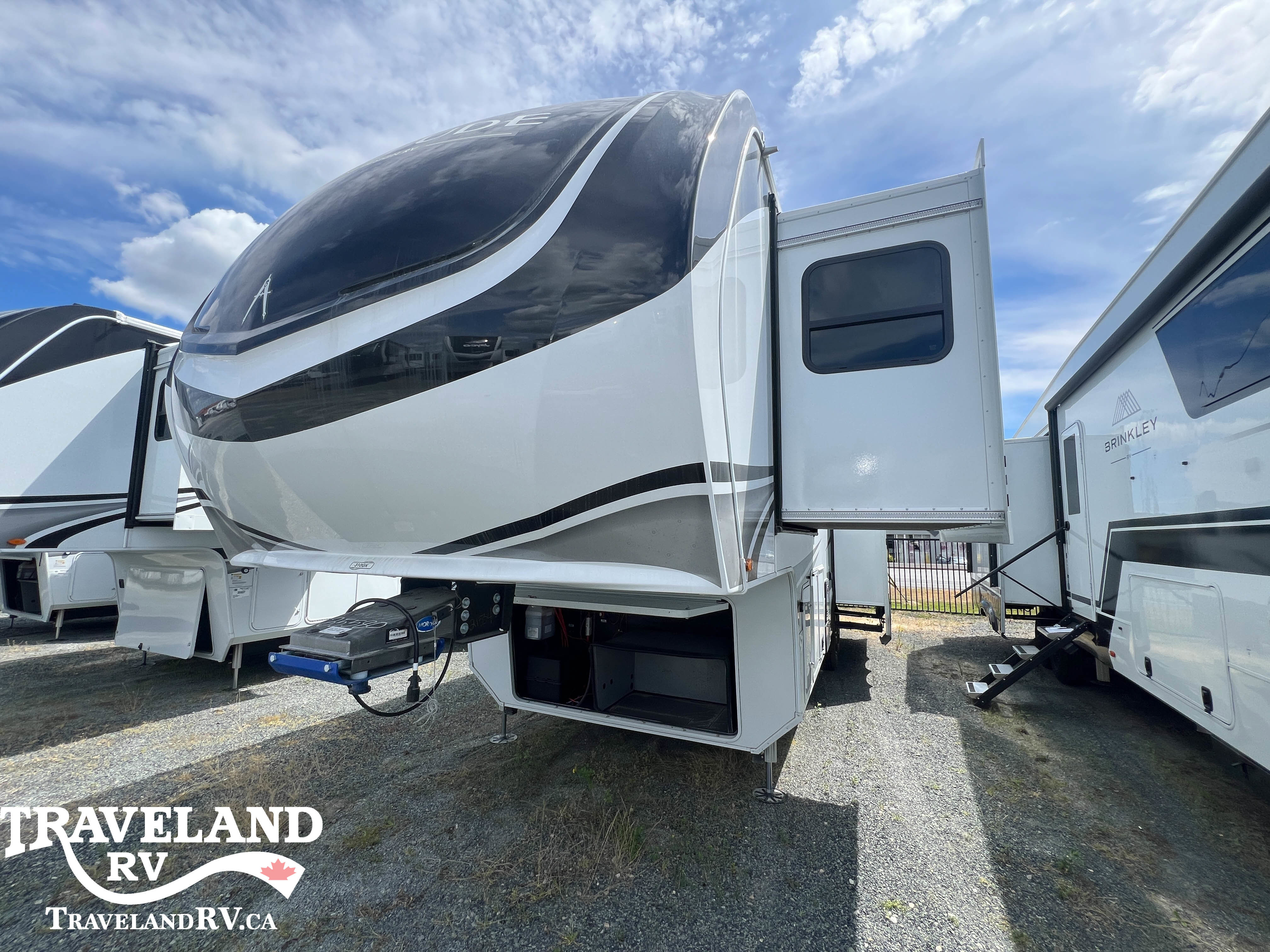 2025 Grand Design Solitude 310GK - Image 6