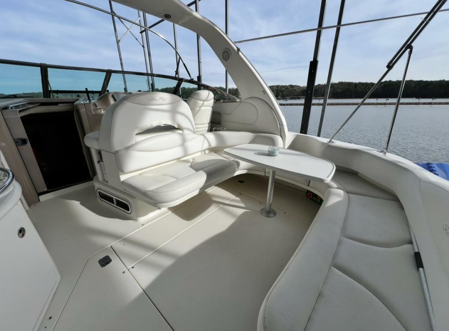 2001 Sea Ray 380 Sundancer - Image 6
