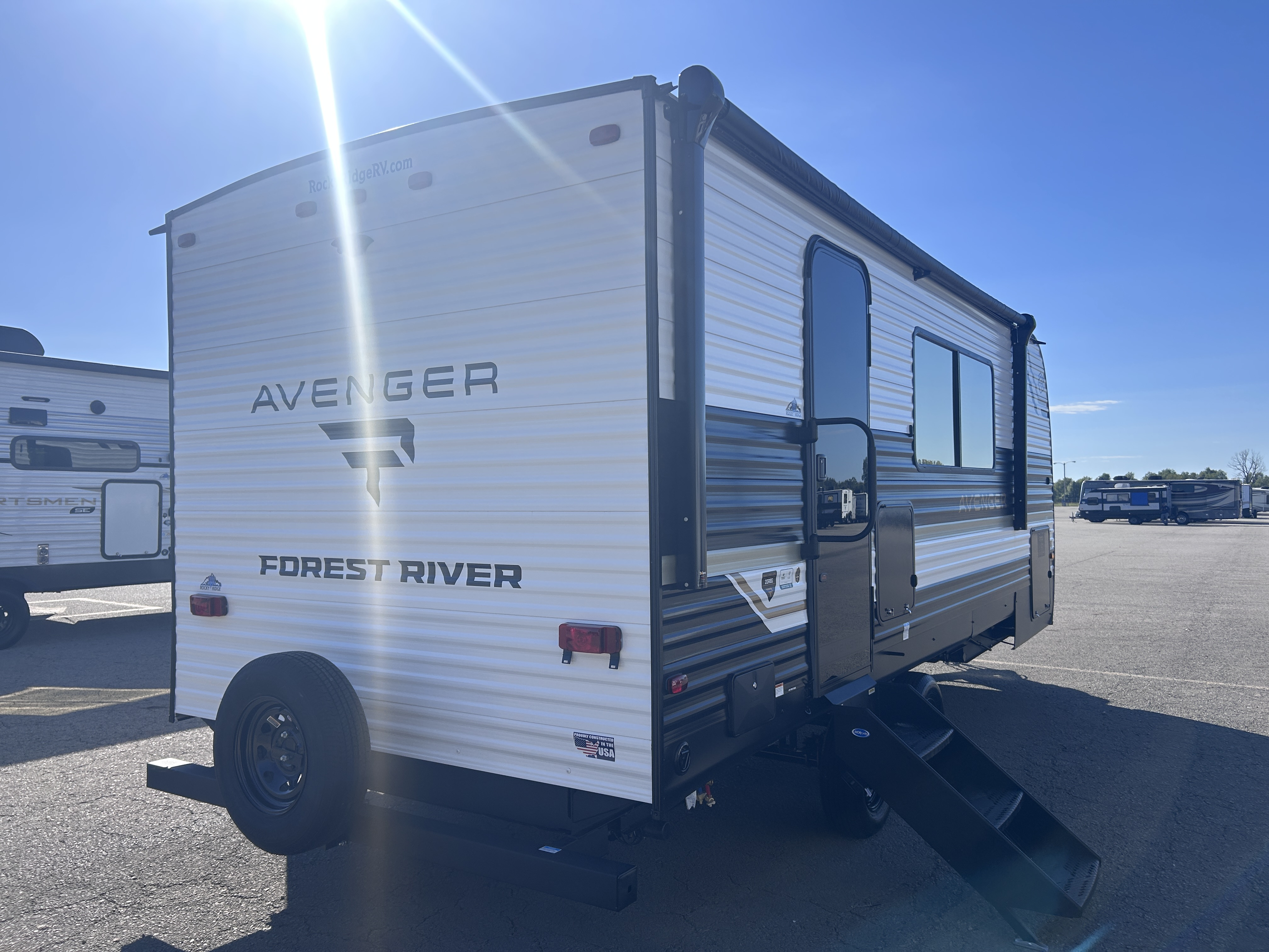2027 Avenger 20RBS - Image 8