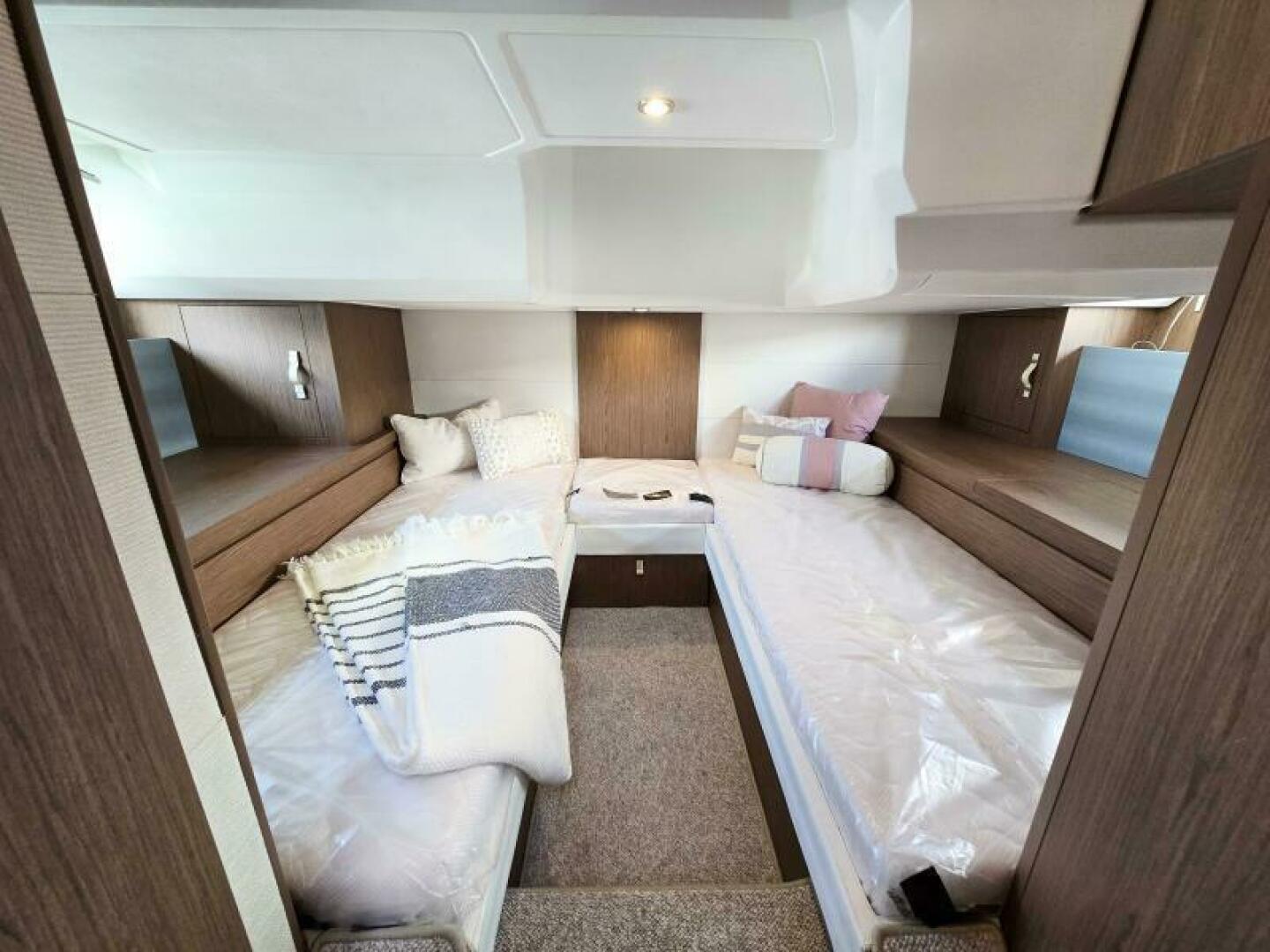 2019 Beneteau Gran Turismo 40 - Image 21