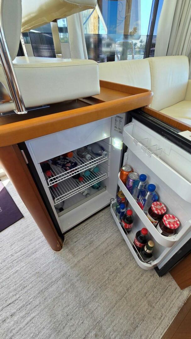 2019 Beneteau Swift Trawler 35 - Image 33