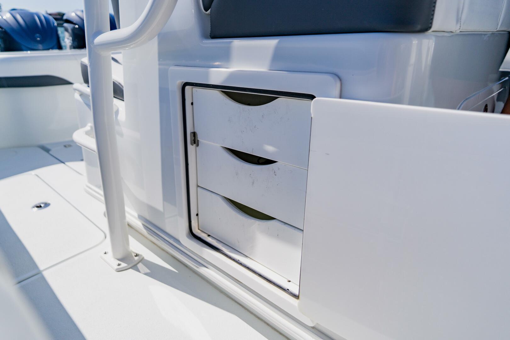 2025 Yellowfin 36 Offshore - Image 35