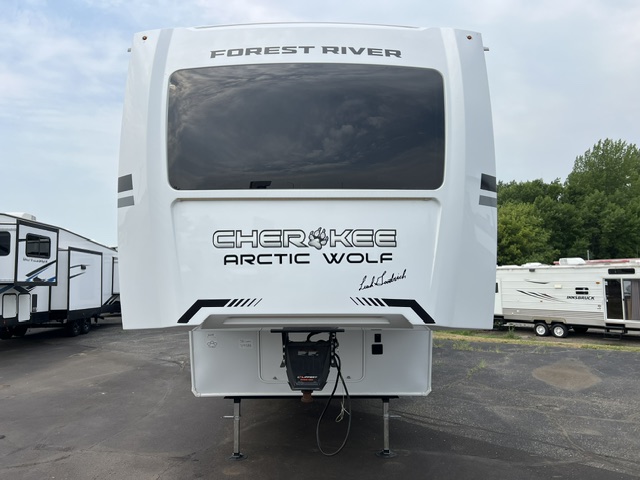 2026 CHEROKEE ARCTIC WOLF 38LEAH.G - Image 3