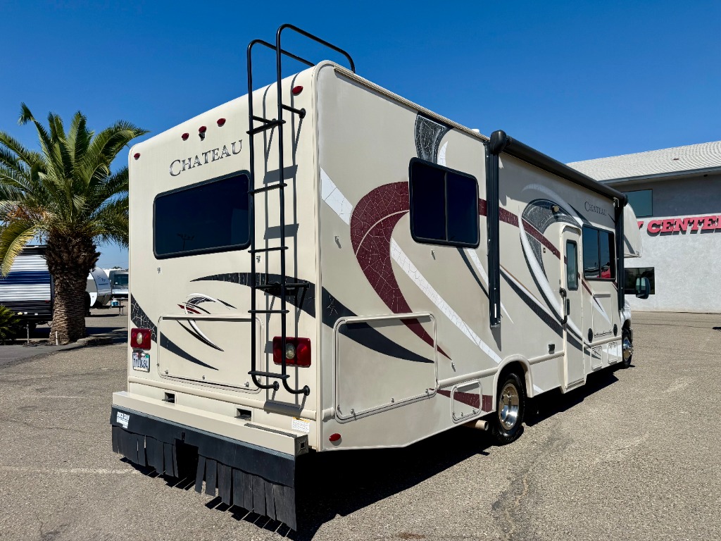 2017 Chateau 28Z - Image 4