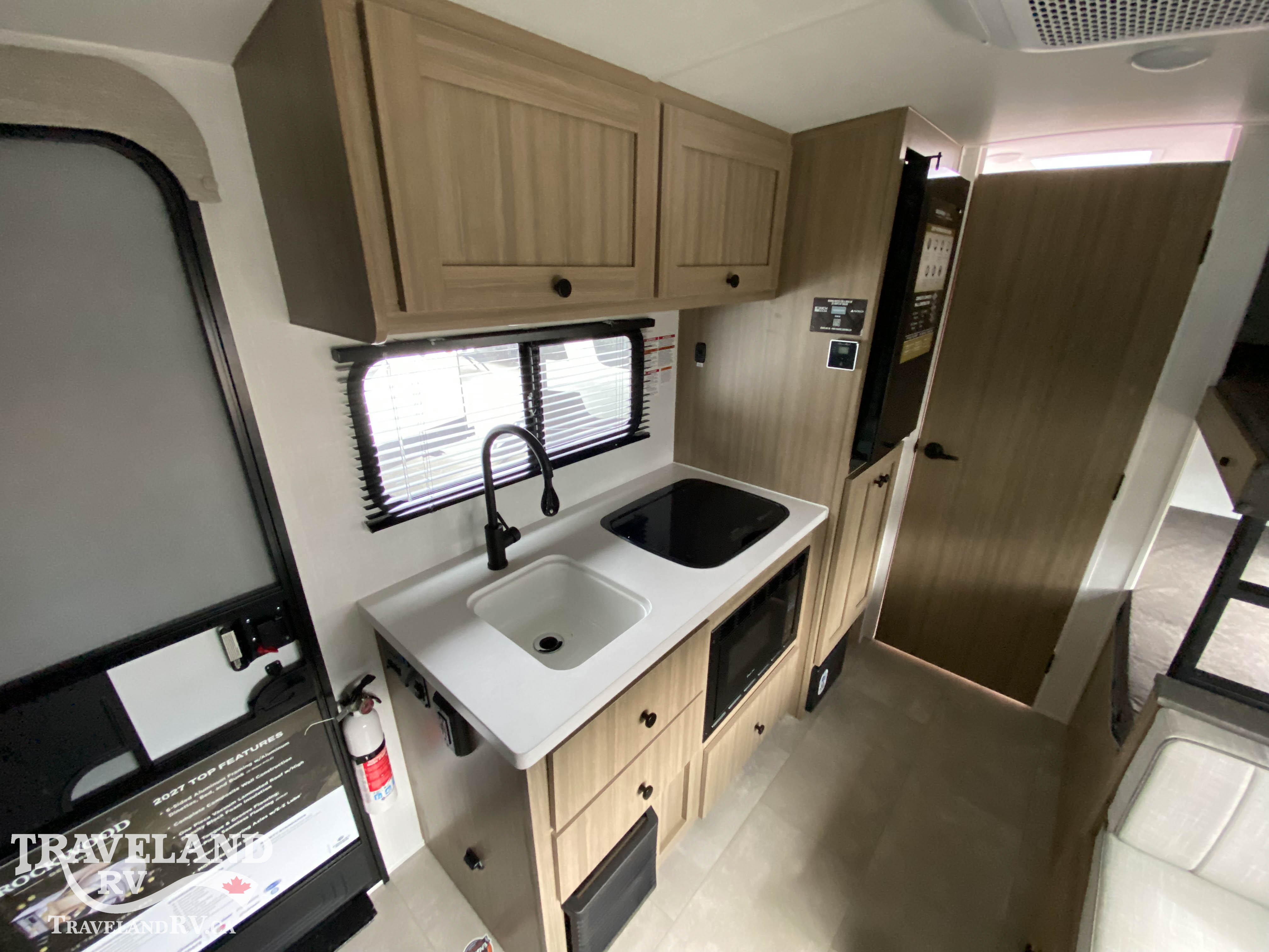 2027 Forest River Rockwood Geo Pro 17BLE - Image 9