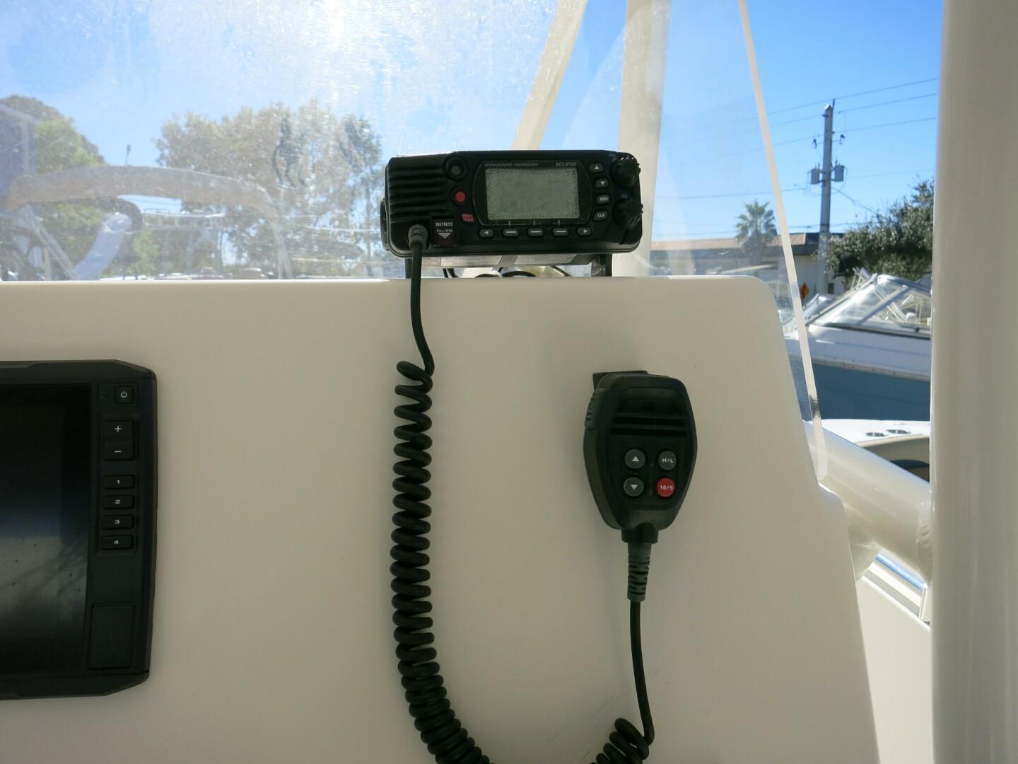 2020 COBIA 237 Center Console Base - Image 18