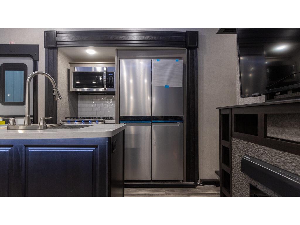 2022 Highland Ridge Mesa Ridge 376FBH - Image 21