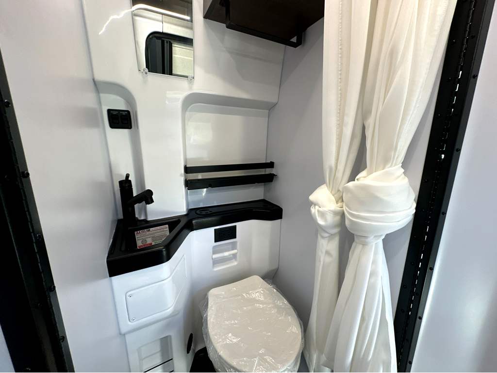 2027 GRAND DESIGN LINEAGE SERIESVP LVP2 - Image 10