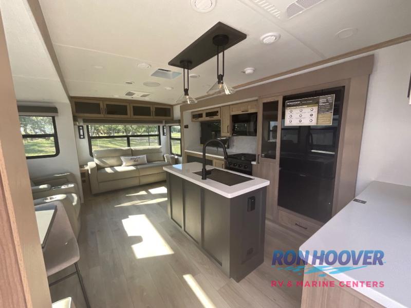 2026 FOREST RIVER 8337RL - Image 28