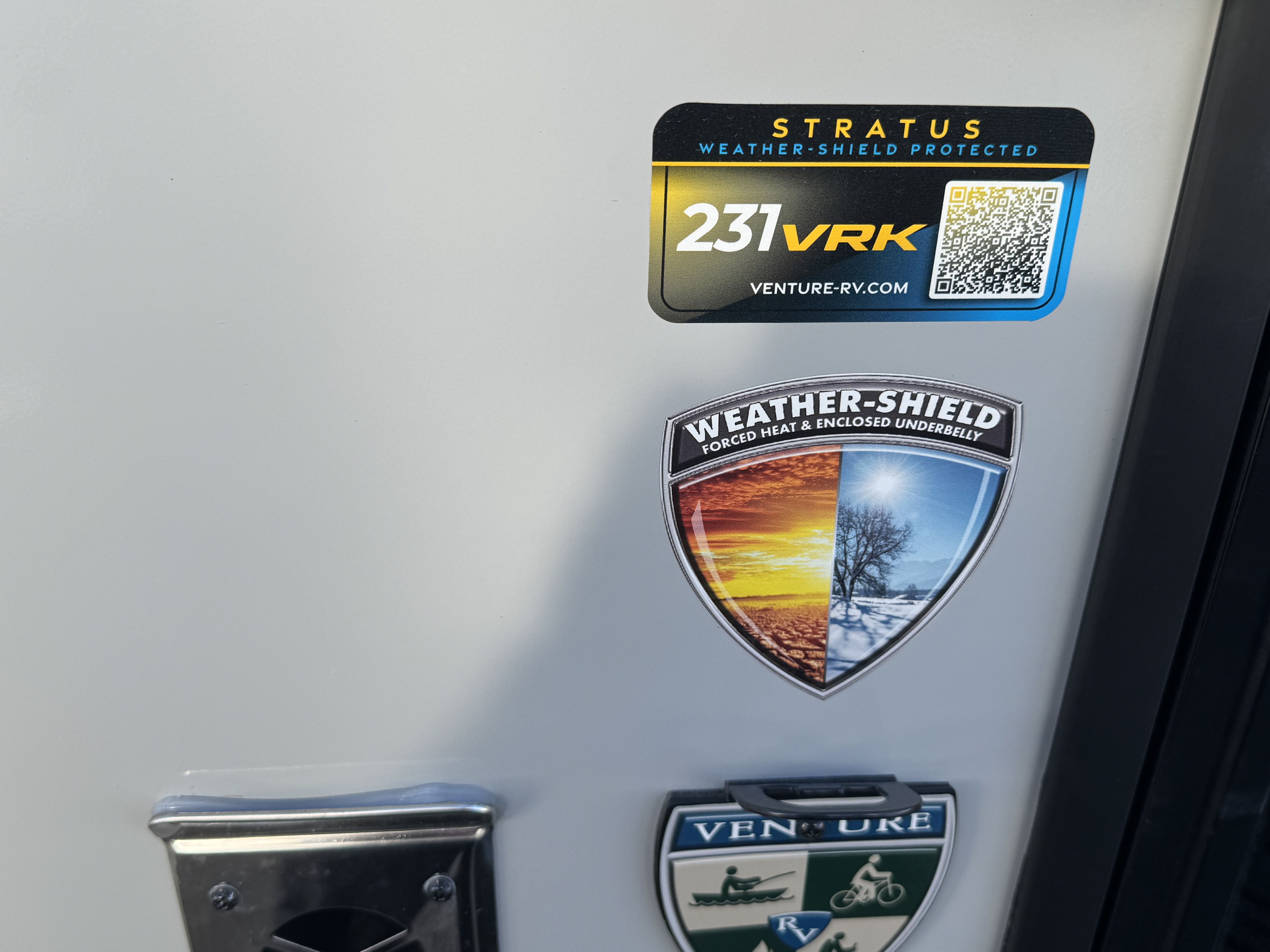 2027 VENTURE RV STRATUS 231VRK - Image 6