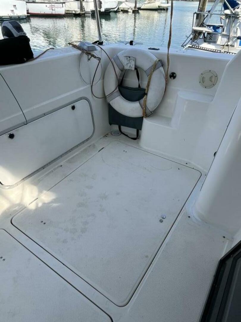 1996 Bayliner 3788 Command Bridge - Image 13