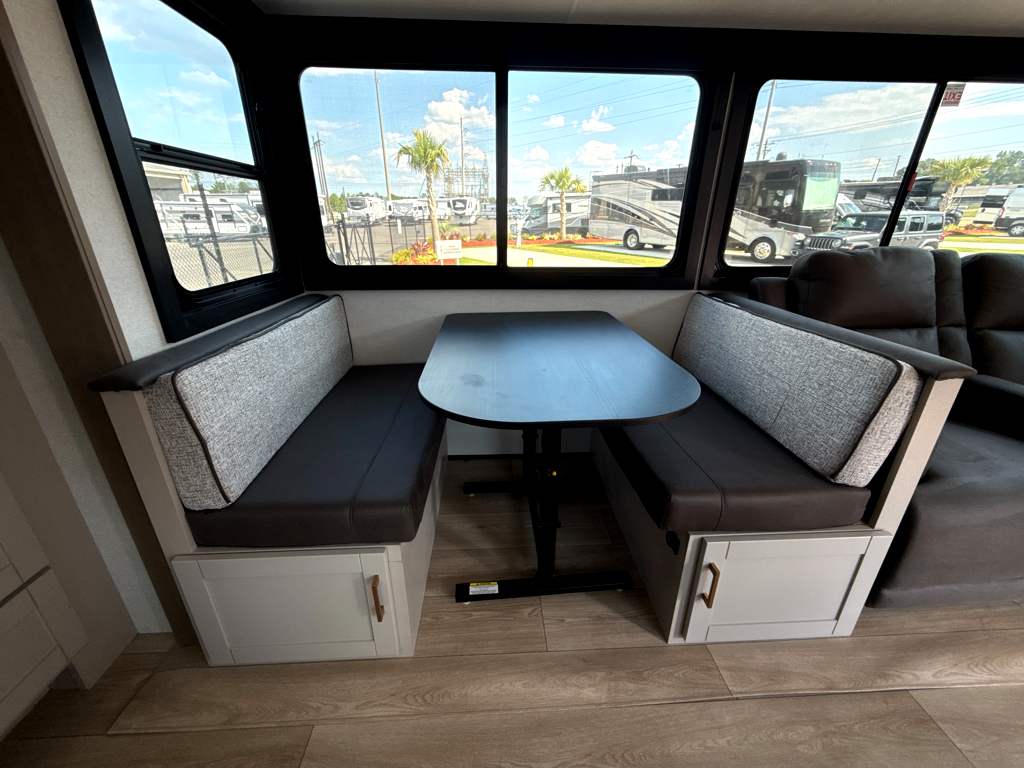 2027 JAYCO JAY FEATHER 30RKB - Image 14