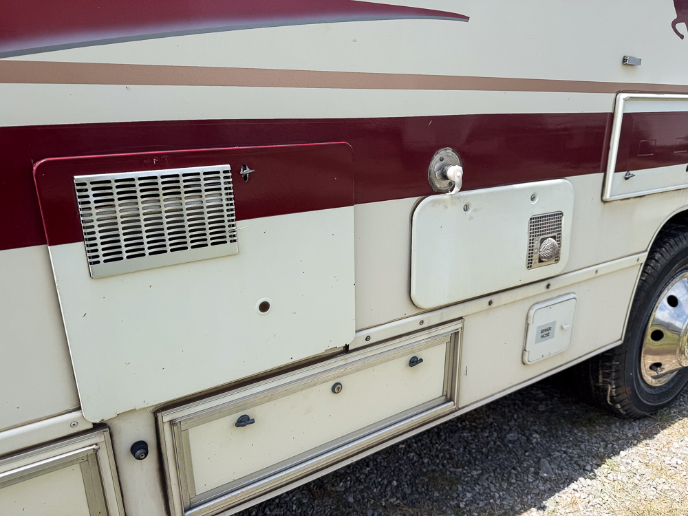 1994 FLEETWOOD SEARCHER M-Z29 - Image 15