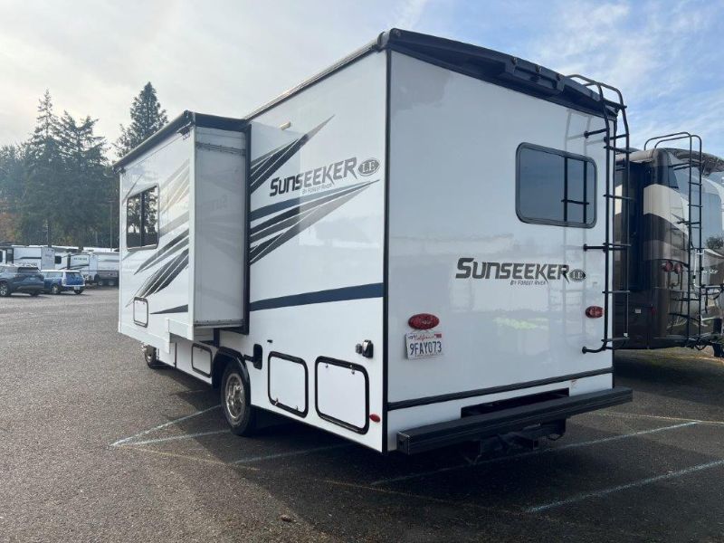 2024 Forest River Sunseeker LE 2150SLE - Image 2