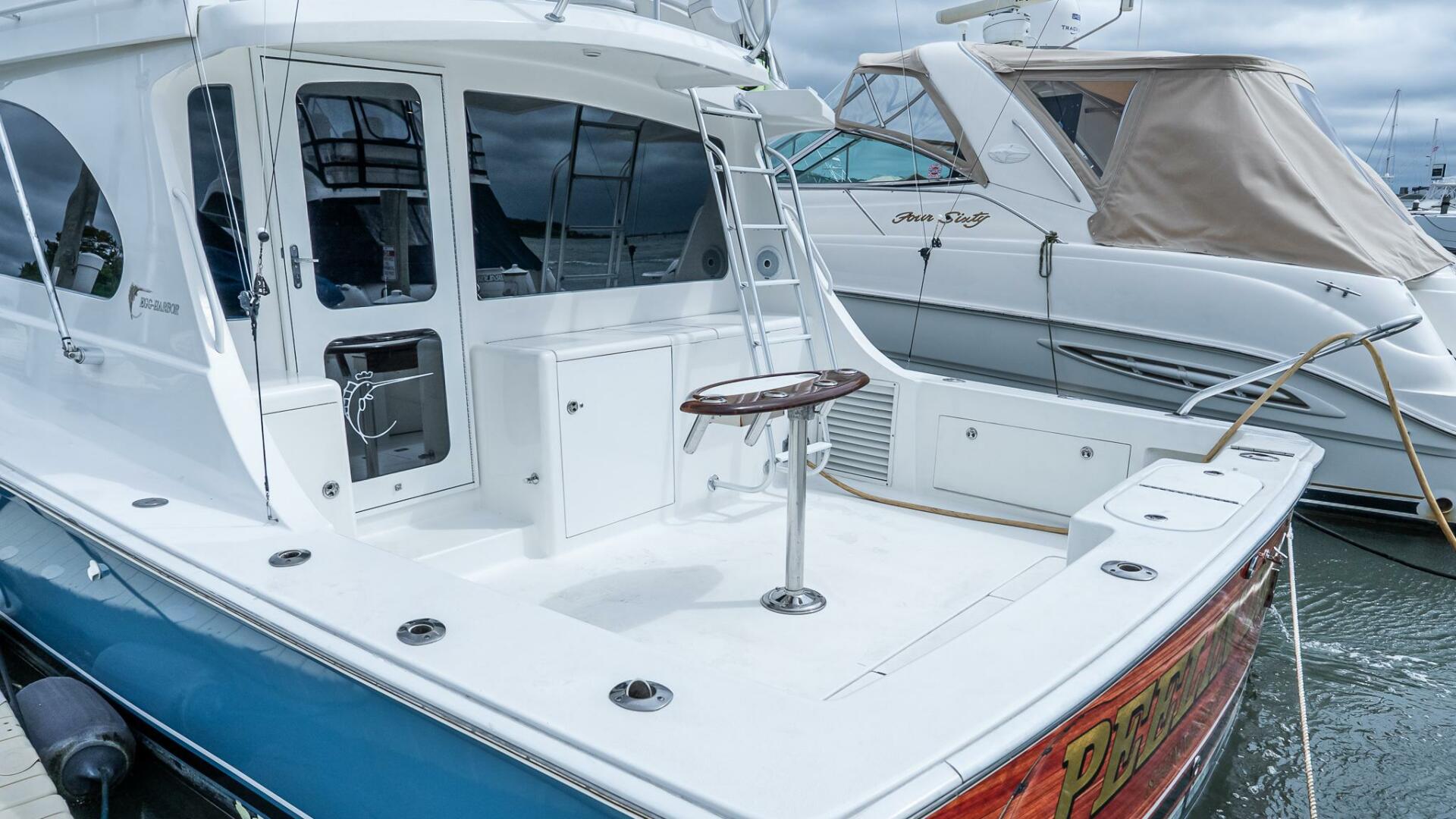 2003 Egg Harbor 42 Convertible - Image 6