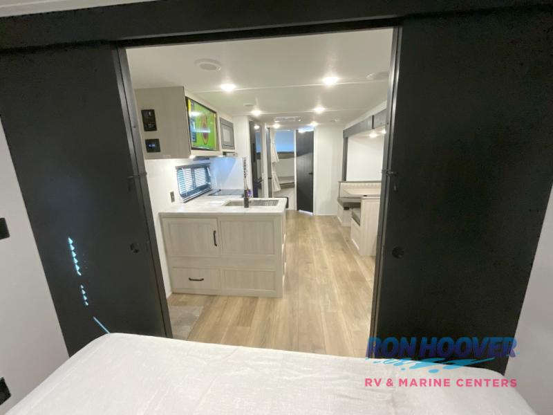2026 PALOMINO 283BHCE - Image 36