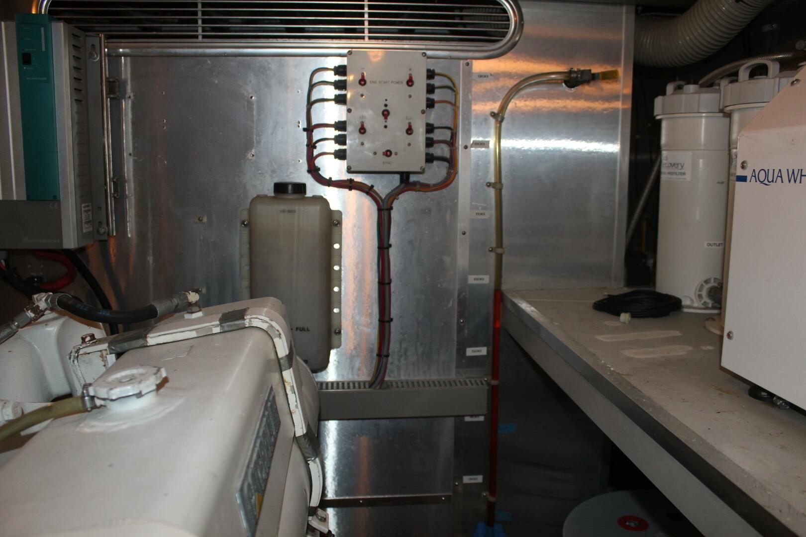 1999 Horizon 70 FLY - Image 29