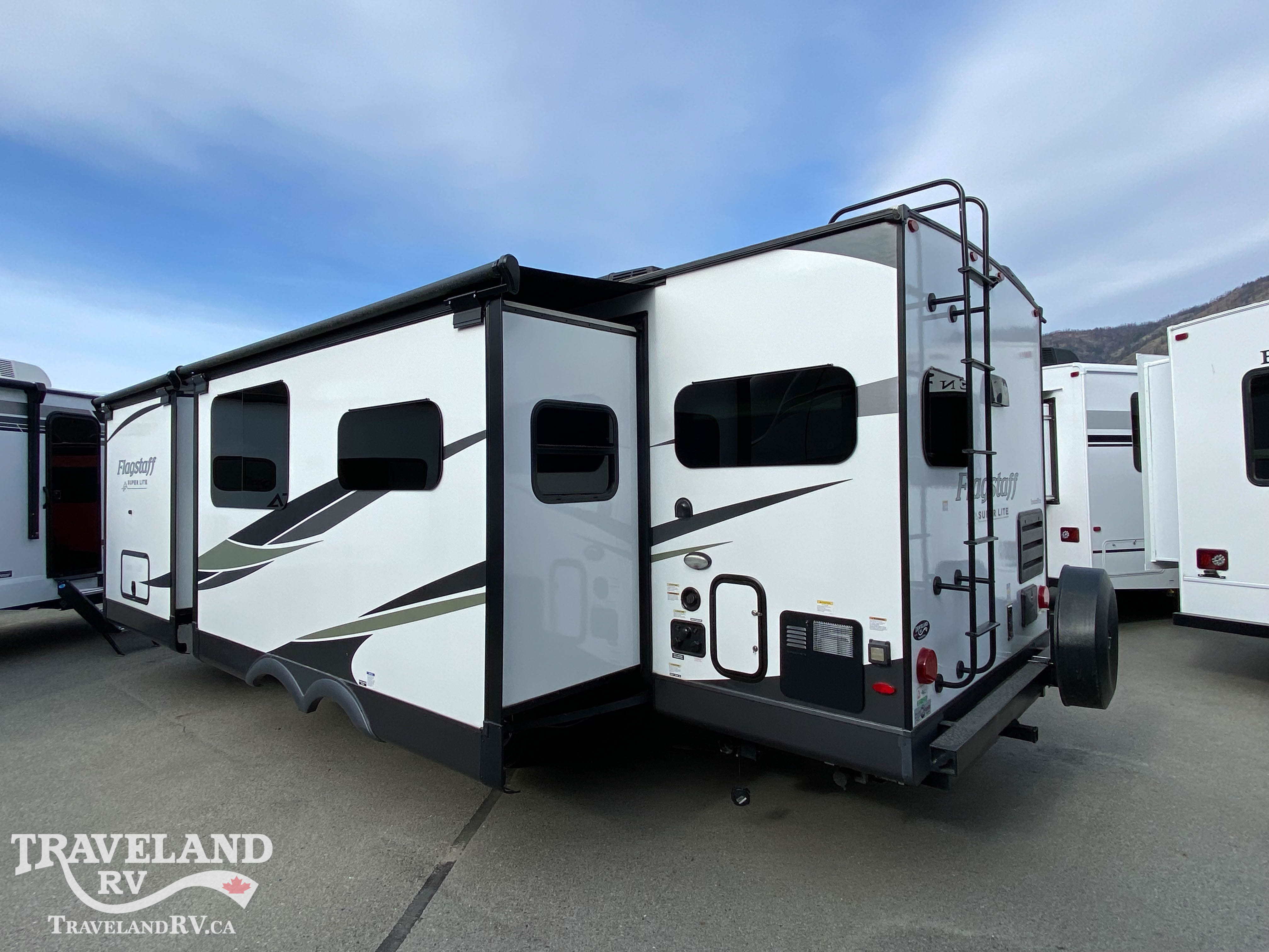 2023 Forest River Flagstaff Super Lite 26RKBS - Image 5