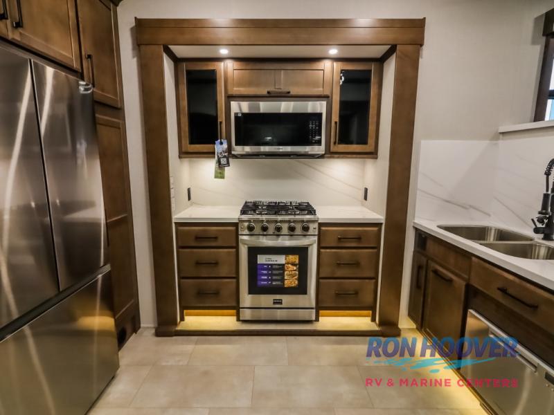 2026 FOREST RIVER 425FO - Image 15