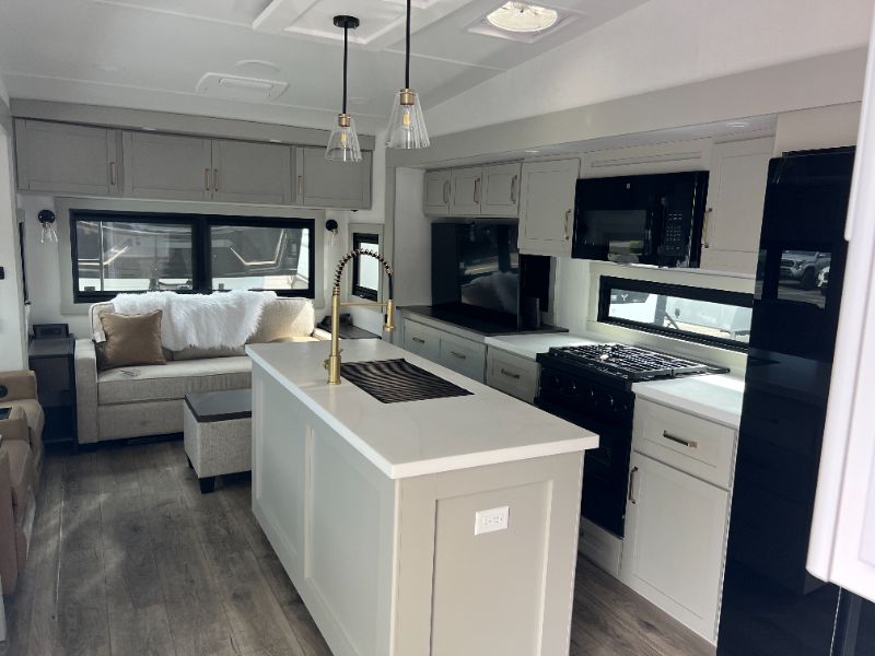 2026 Brinkley RV Model Z 3100 - Image 4