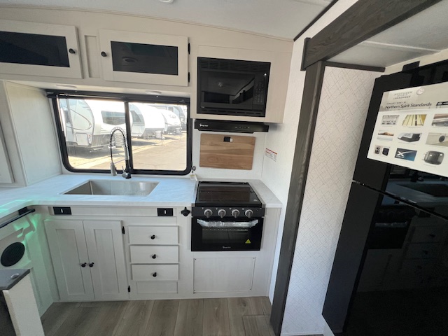 2026 Coachmen Northern Spirit 2560RK - Image 18