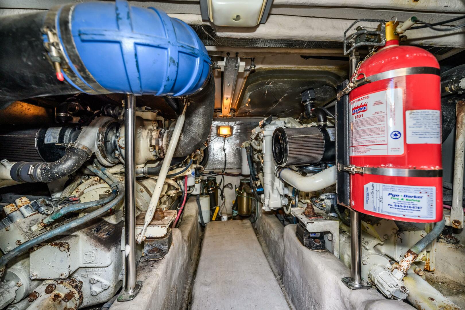 2005 Sea Ray 420 Sedan Bridge - Image 26