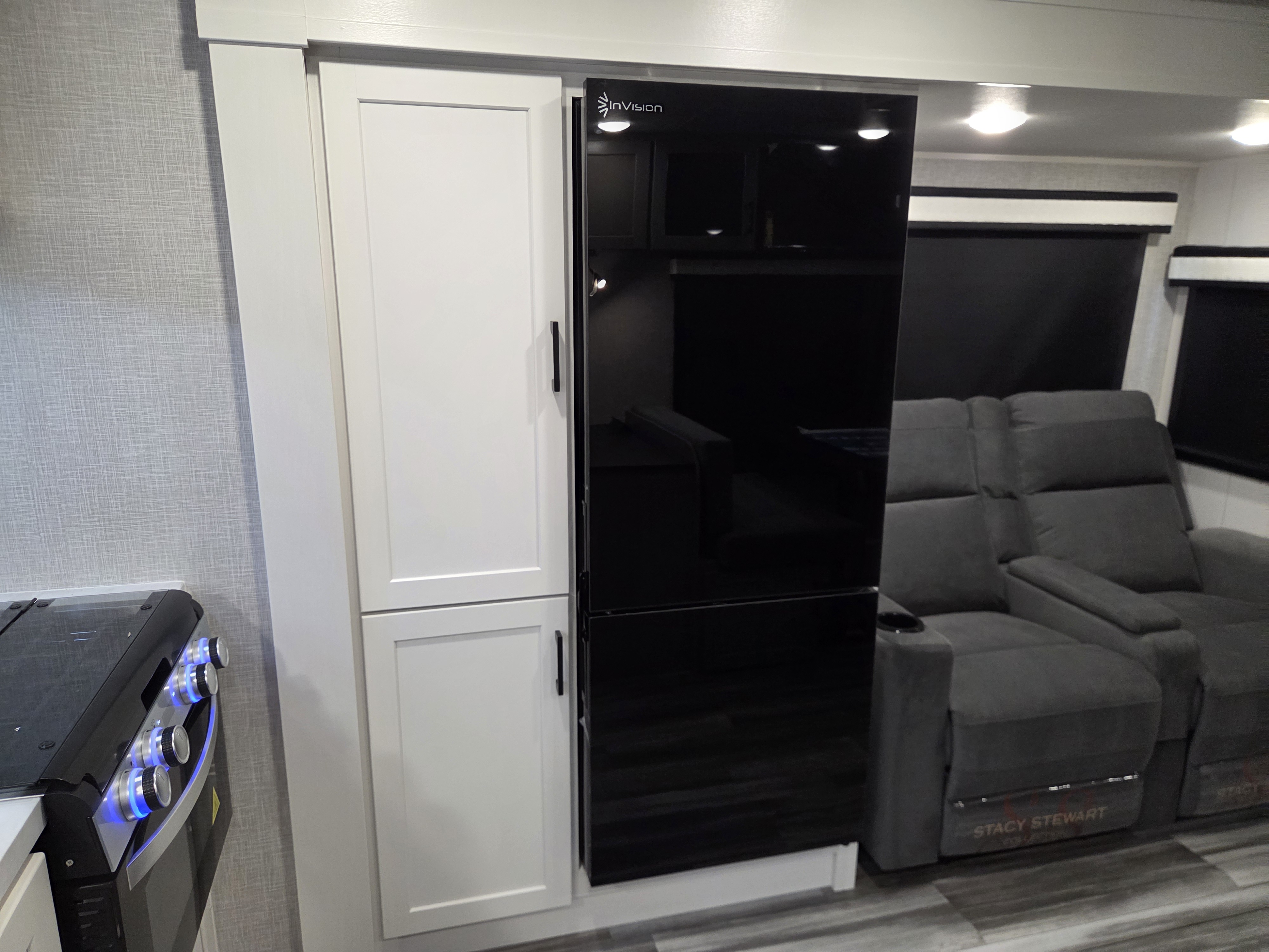 2025 Jayco Jay Feather 23RK - Image 10