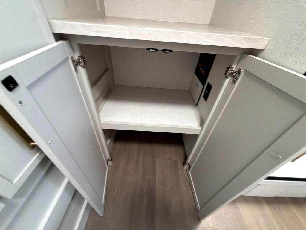 2027 VENTURE RV STRATUS 261VRB - Image 27
