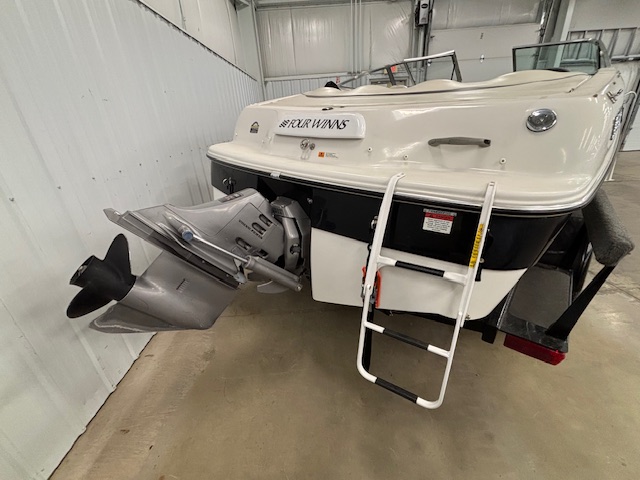 2000 FOURWINNS HORIZON 180 - Image 4
